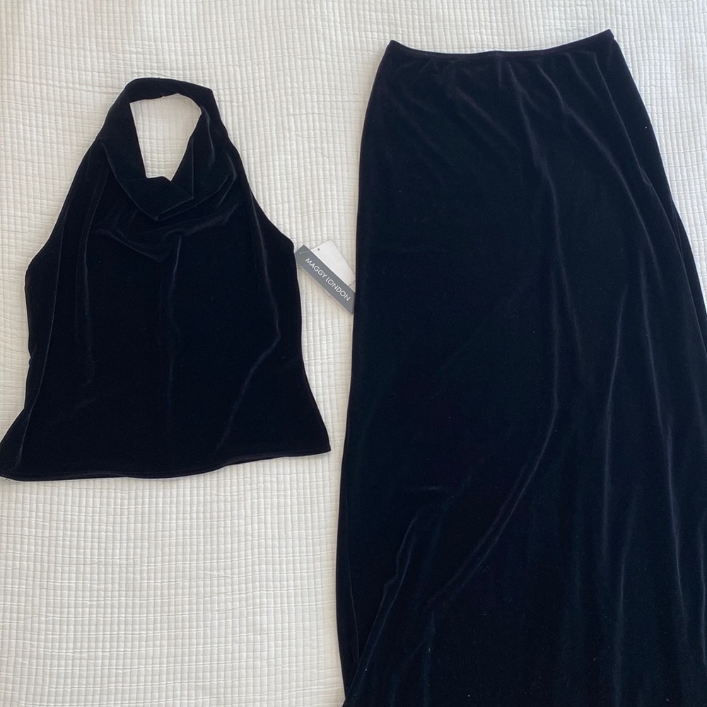 NWT Maggy London Velvet 2 Piece Halter/Skirt Set